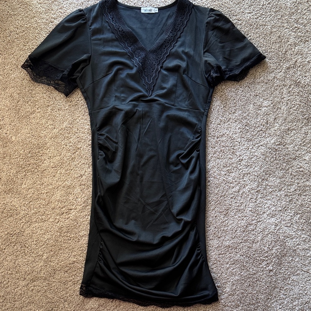 Elegant Black Lace Trim Dress
